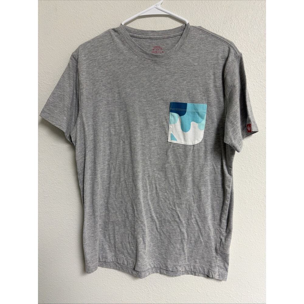chick-fil-a t shirt Size M Sauce Pocket Grey